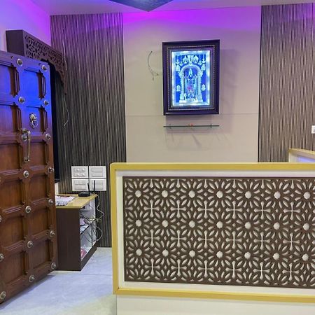 Hotel Ashokraj Kolhapur Eksteriør billede